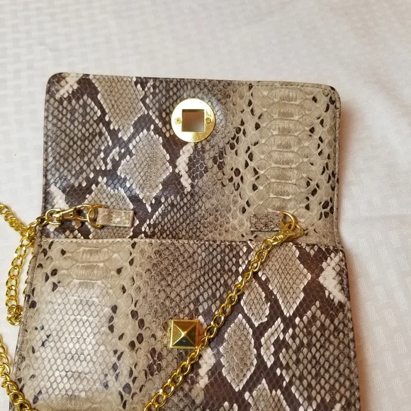Mud Pie Snake Skin Cross body Bag - Picture 7 of 8